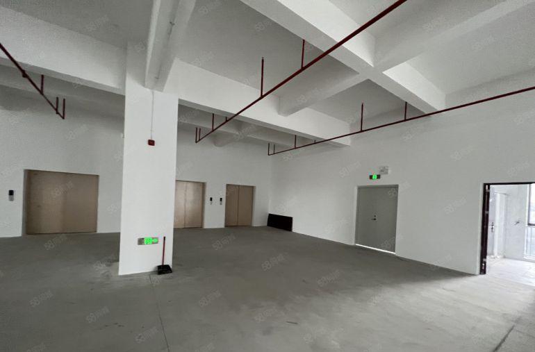 原房东直租，全新建盖厂房空间灵活多变，地理位置交通优越