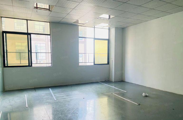 寮步石龙坑精装修厂房出租800平方园区工地大红本双证