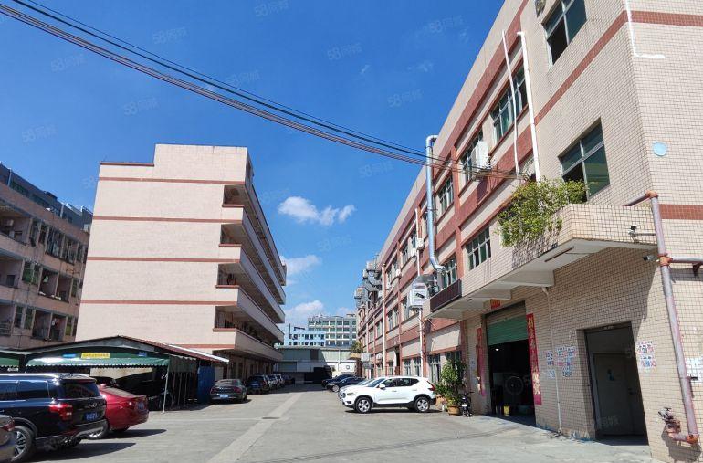 寮步刘屋巷2楼2000平方厂房出租，现成办公室装修，水电齐全