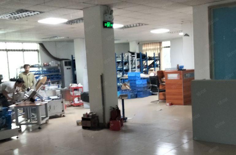 汽车东站附近2000平米独院独栋厂房出租，可做厂房办公仓库