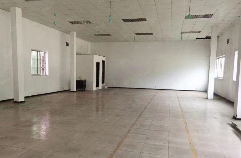 寮步岭厦即将空出二楼整层600平方，精装修，九成新