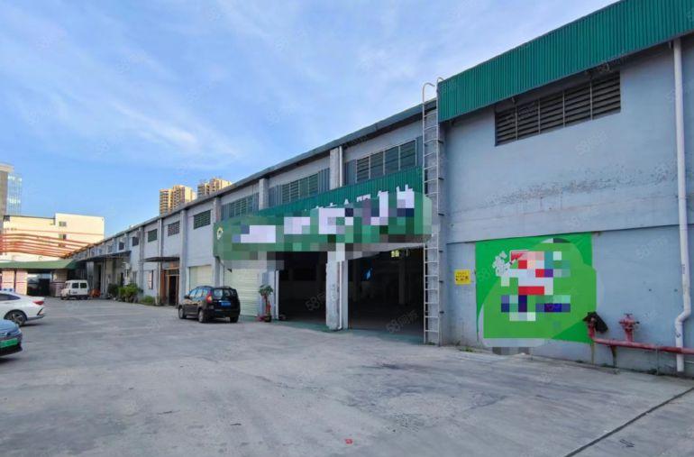 寮步汽车城单一层小独院2200平方厂房出租带办公室，水电齐全