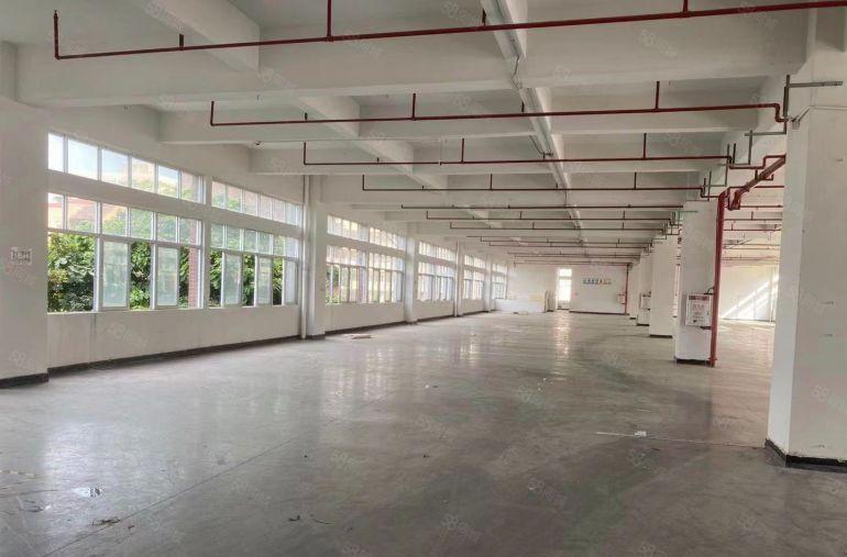 寮步华南工业区独院花园式厂房10000平方，形象好