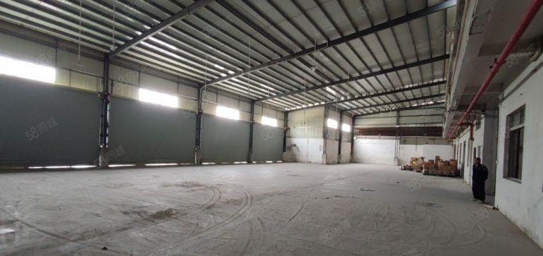 独院整租，总10000方，钢结构8300方，滴水10米