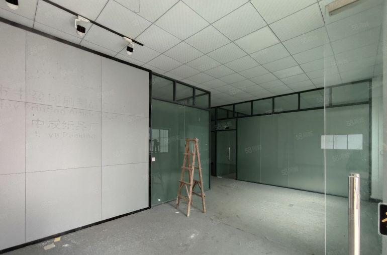 寮步3层独院9200平米厂房底价直租，证件齐全可办环评，现房