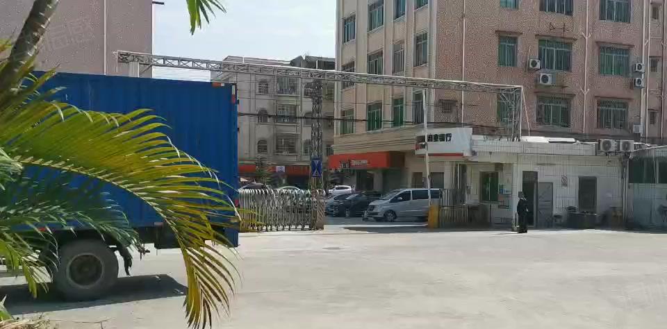 寮步工业园区新出楼上1500平厂房  200平方起分租