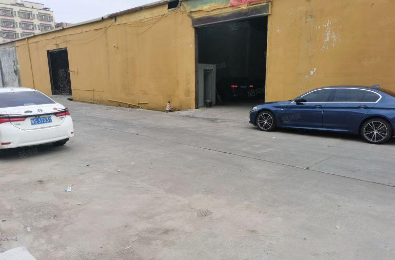 寮步单一层独院厂房出租，钢构厂房出租1100平方米，无公摊。