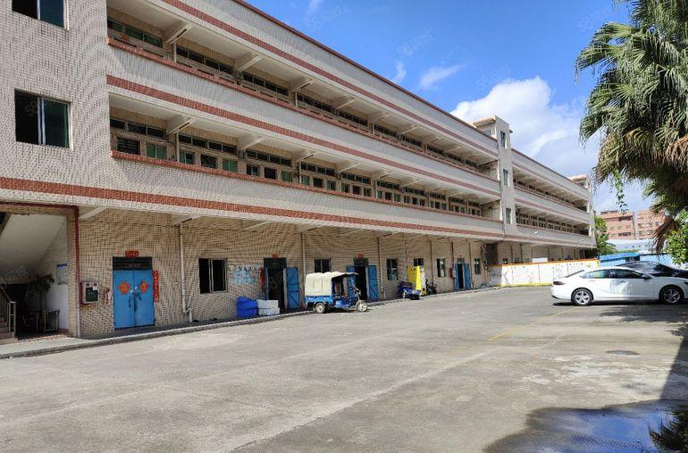 寮步原房东独门独院标准厂房4000平方带办公室装修低价出租