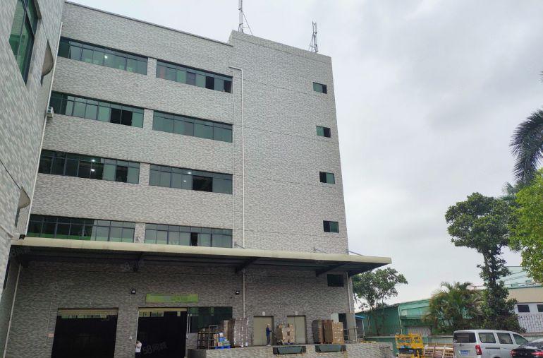 寮步镇重工业厂房出租一楼2200方带牛角带卸货平台园区空地大