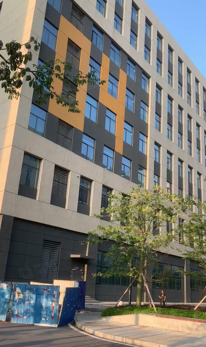 寮步原房东厂房每层2300方，可分半层，工业用地环评秒批