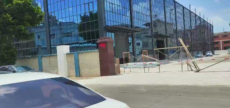 寮步镇原房东独院钢钩厂房出租，带消防喷淋，可办环评，无公摊