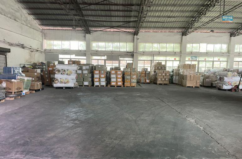 厂房出租，寮步下岭贝新空独门独院单一层1300平，带办公室