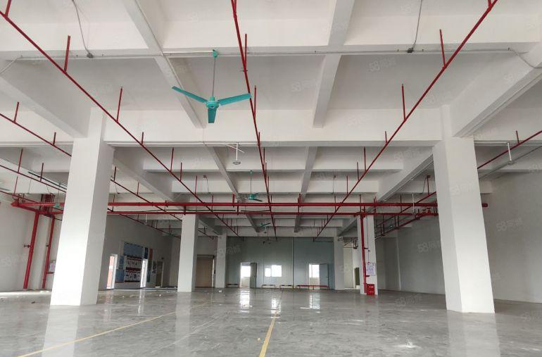 寮步泉塘楼上1300平方厂房出租，办公室带装修车间现成地坪漆