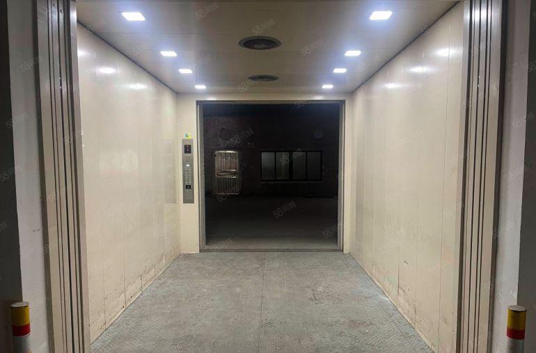 全新电镀阳极氧化涉水涉气厂房招租7吨货梯