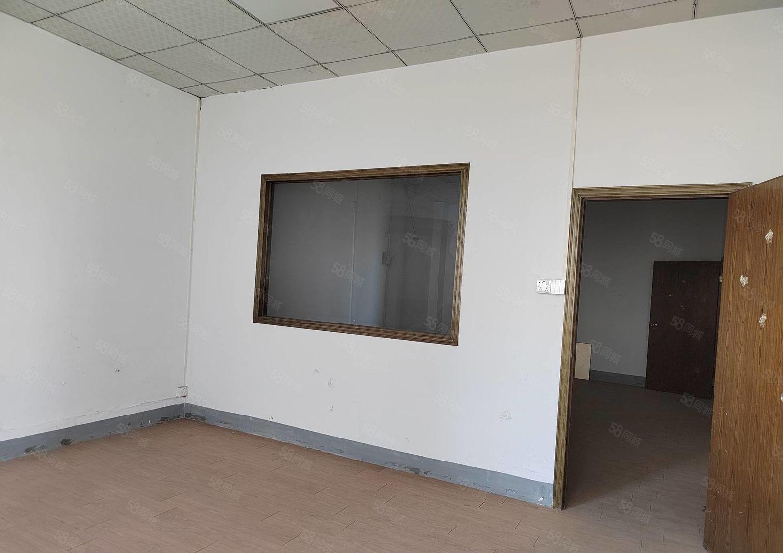 寮步上屯工业厂房出租1400平方  现成办公室水电齐全