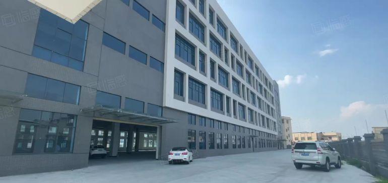 寮步楼上厂房低价出租3300平方全新地坪漆装修水电到位