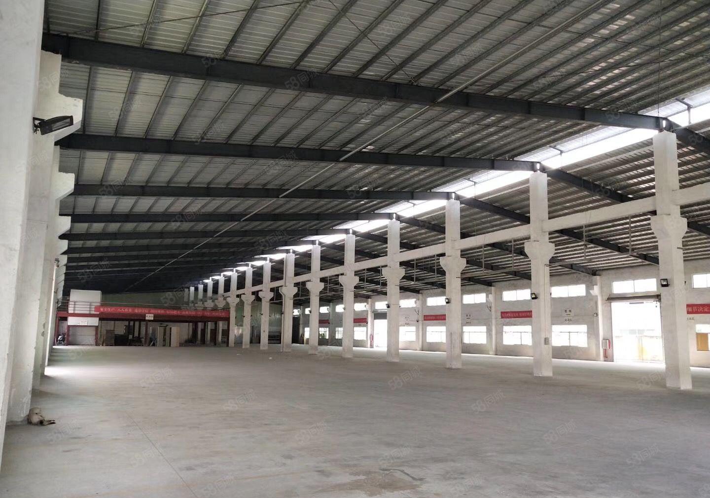 寮步石龙坑滴水十米单一层2700平，水电齐全，空地大！