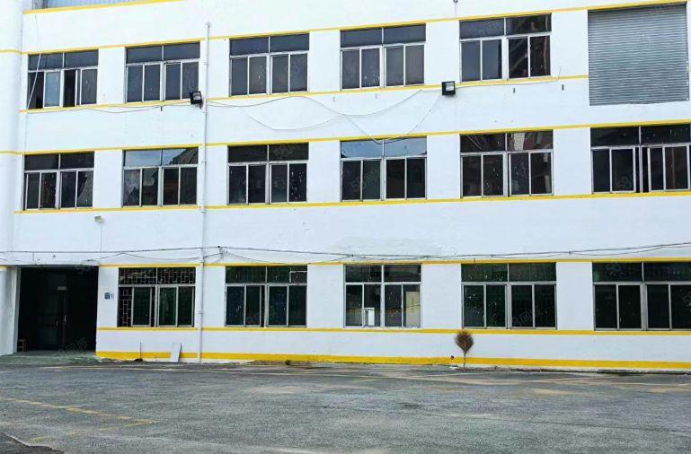 寮步 良边 独院厂房 分租 一楼300平方，价格便宜地段好