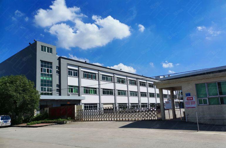 厂房出租丨寮步2楼750平方出租，11元急租，带现成办公室！