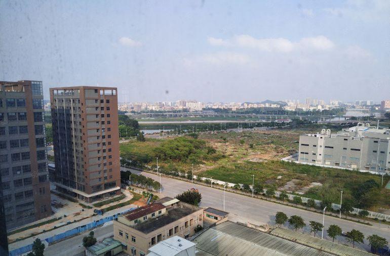 寮步低价新厂房出租500平方米起租一楼和楼上都有水电齐全