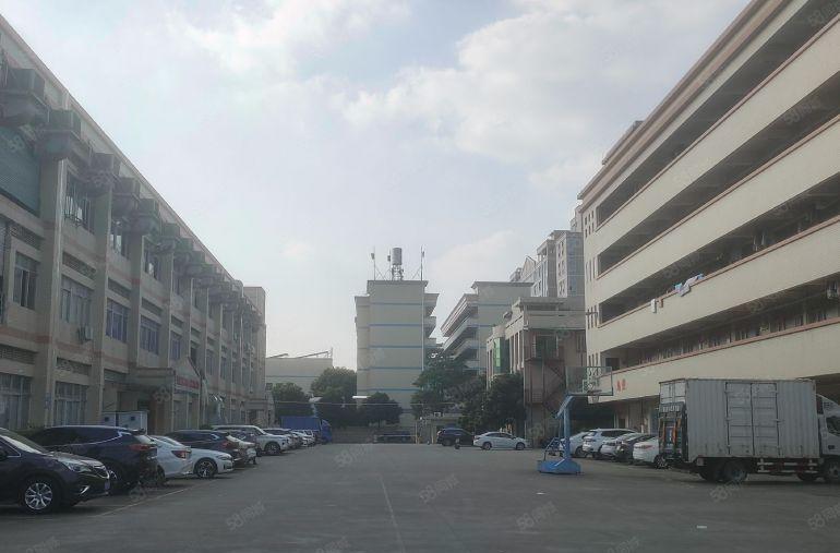 寮步竹园独院厂房分租三楼1200平，现成办公室装修，厂房出租