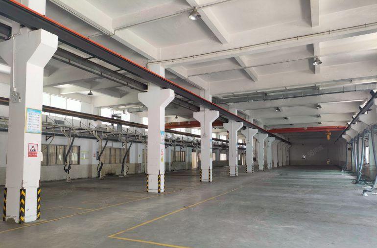 寮步华南城一楼6.2米高，现成航车，空地超大，带现成注塑环评