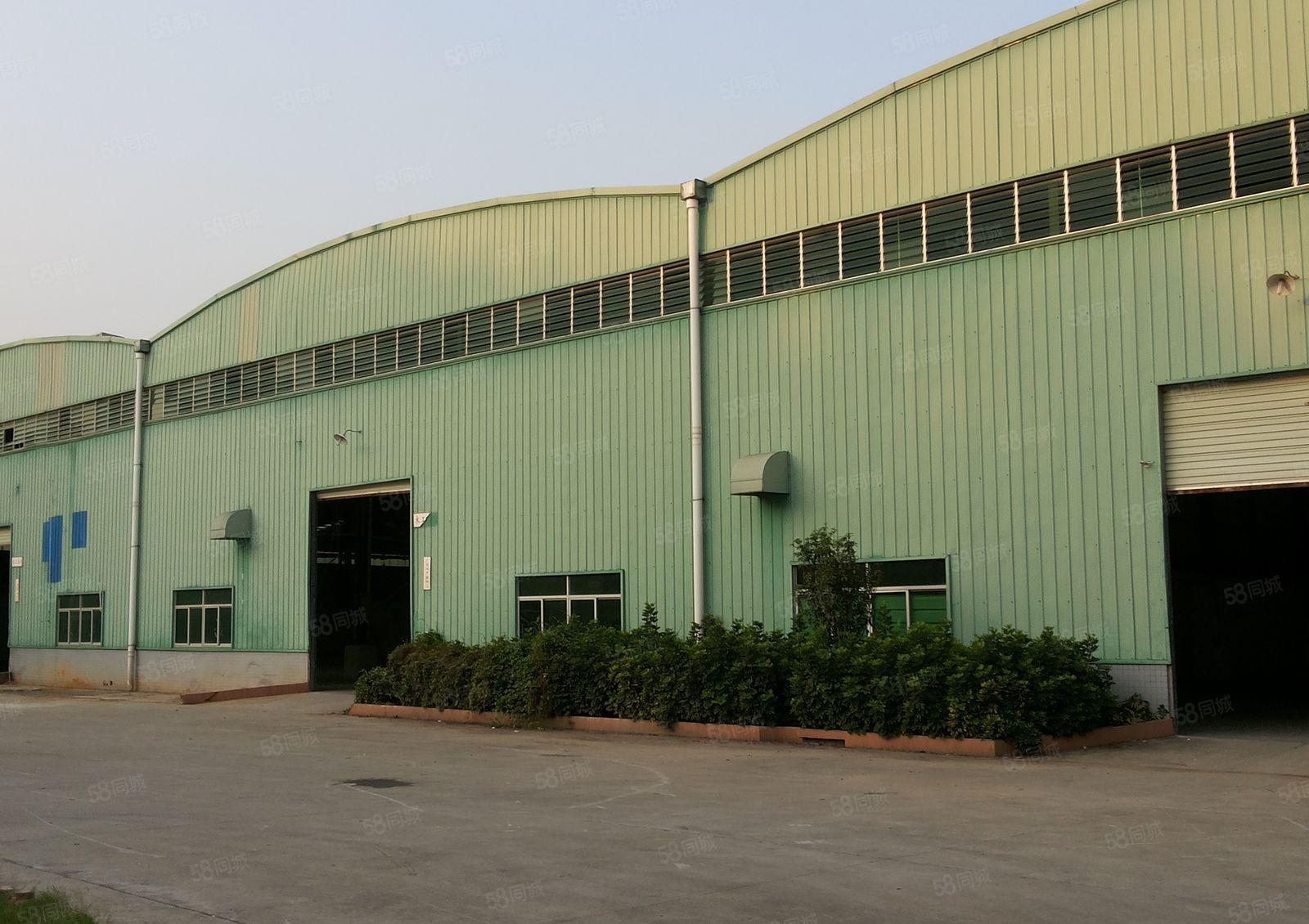 独院厂房2000平方，宿舍700平.空地700，租5.5万