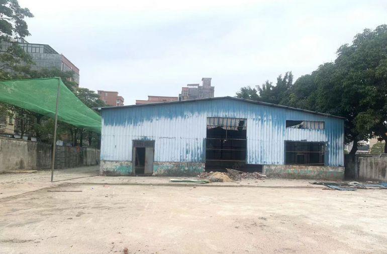 铁皮房1000方，空地500方，小独院自己用