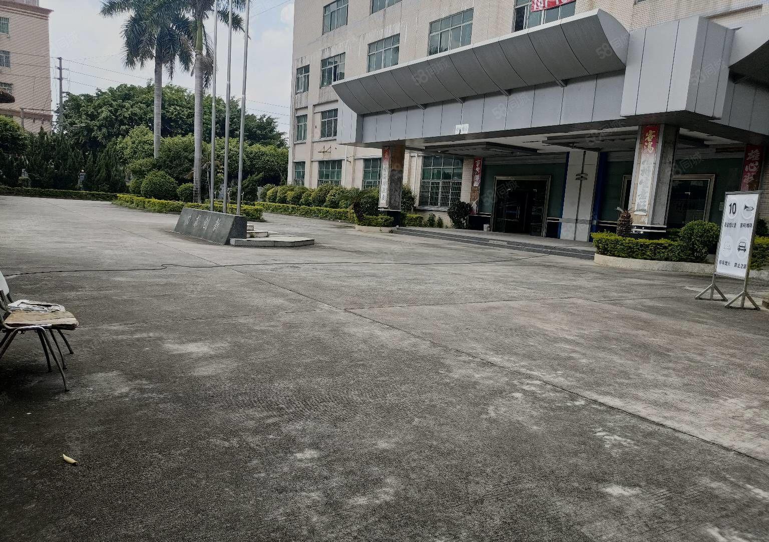 寮步百业五金电子新空出独门独院标准厂房11800平，