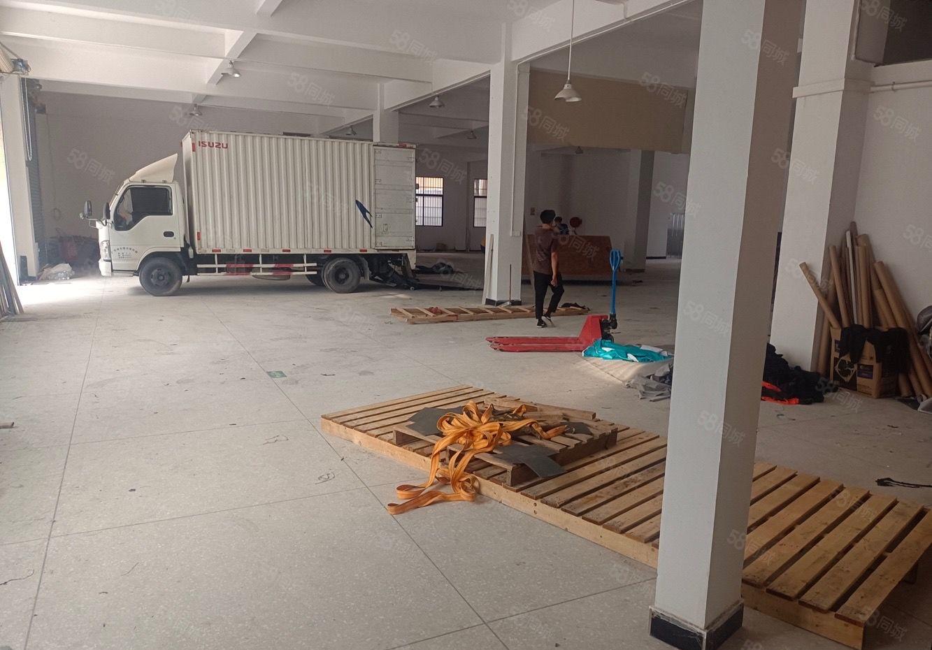 寮步竹园一楼厂房出租！形象好，9成新！