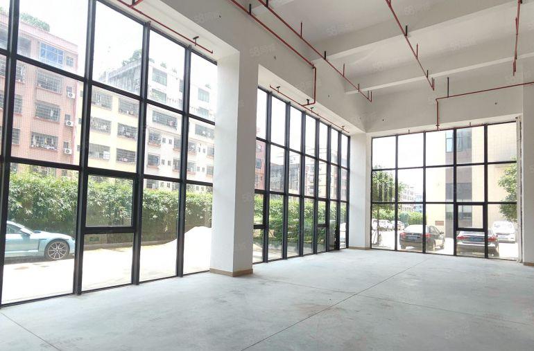 寮步原房东全新33000平方厂房出租，玻璃幕墙，大马路边上