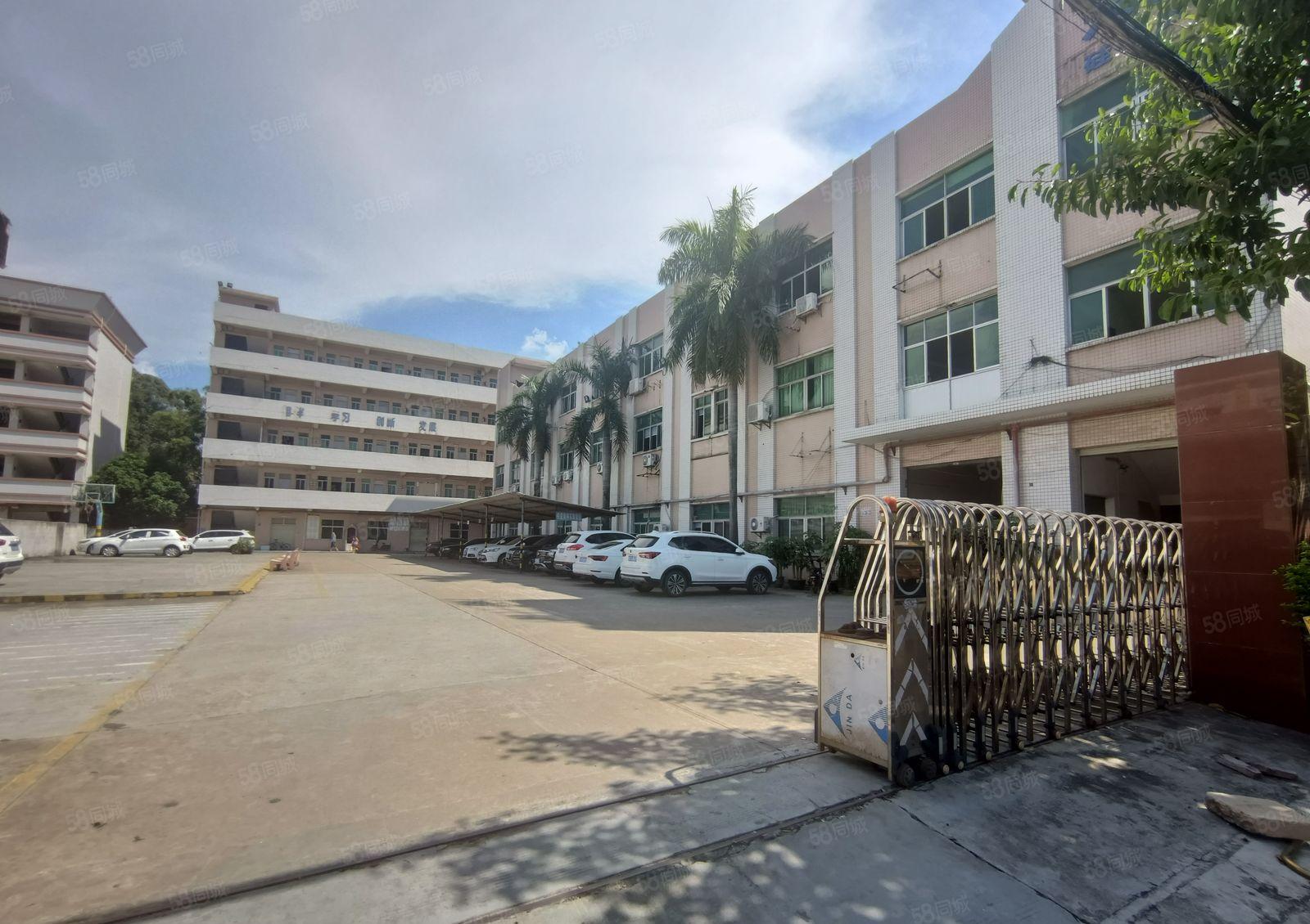 寮步横坑8500平方独院厂房低价出租，现成水电，办公室装修