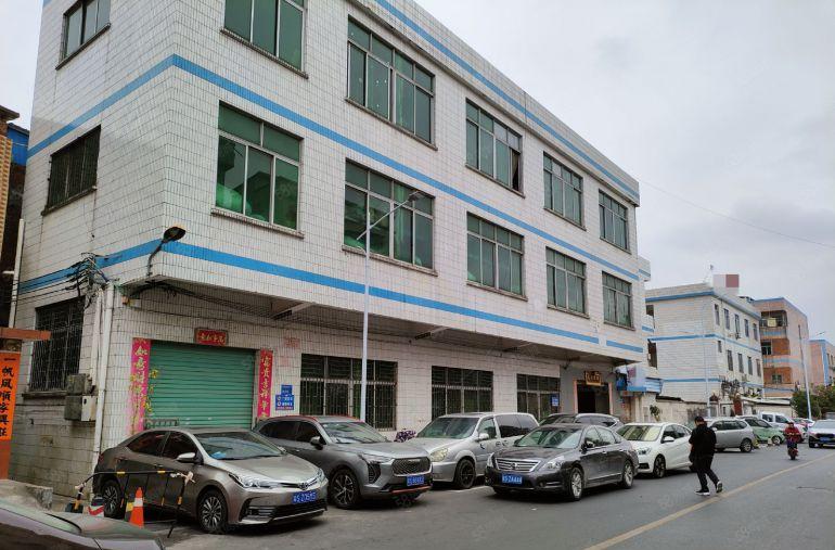 寮步(原房东)3层独栋2400平厂房低价出租，标准厂房