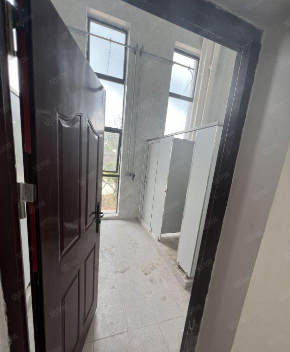 原房东直租，全新建盖厂房空间灵活多变，地理位置交通优越