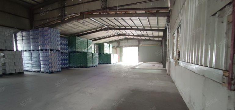 独院整租，总10000方，钢结构8300方，滴水10米