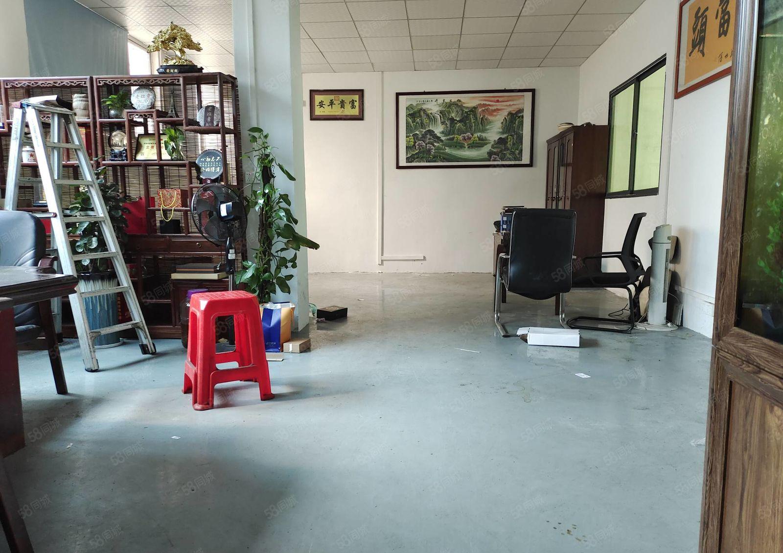 寮步工业园区标准厂房一楼200平方出租 现成装修