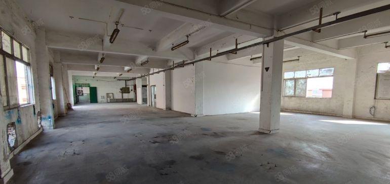 1500方的小独院整租，实际面积，门前的路大货车进不了