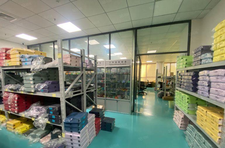 东莞大朗大型工业园楼上3500平精装修厂房出租形象好靠近高速