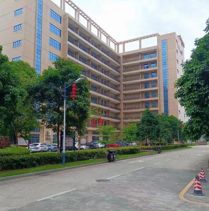 凤岗红本花园式独栋厂房30000平方米单层3000平方