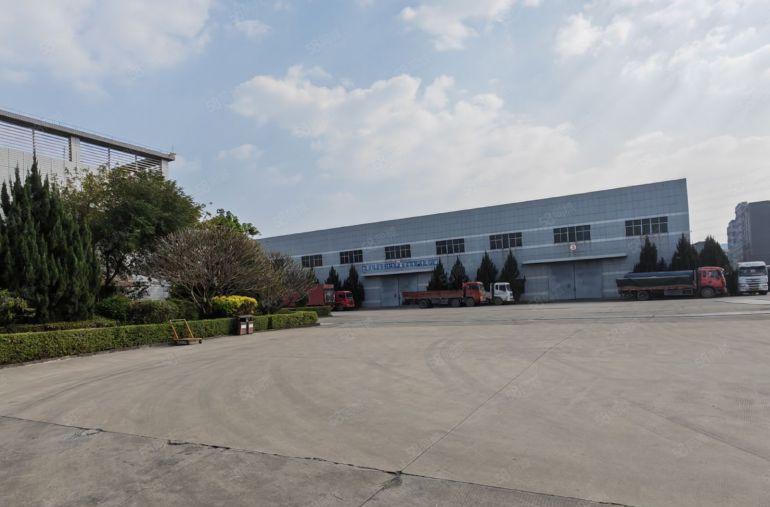 临深原房东重工业独院厂房12米高30000平方米超大空地直租