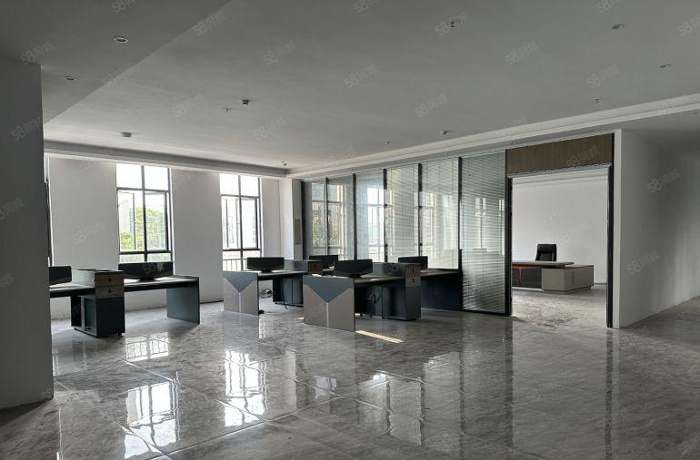 13元凤岗雁田一手房东楼上2500平带装修无转让费厂房出租