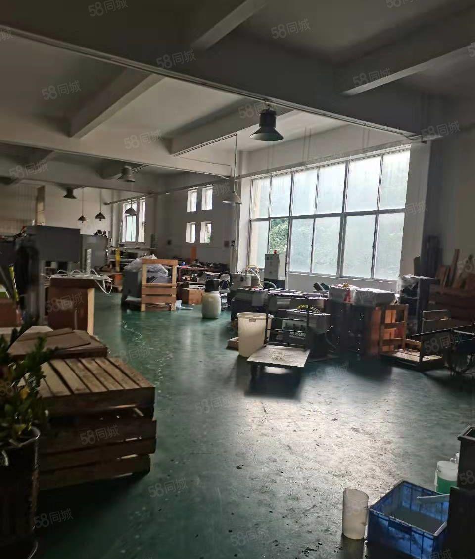 带精装修办公室 凤岗五联楼上设备组装加工厂房出租1000平