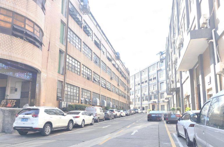 凤岗镇雁田村楼上1150