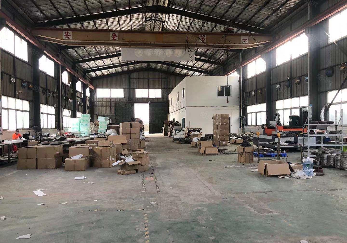 500起租凤岗雁田主路边5千平钢结构厂房出租现成行车独门独院