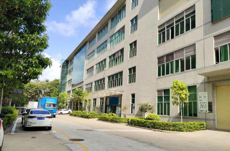 凤岗雁田工业园区红本厂房2楼1524平带精装办公室出租水电齐