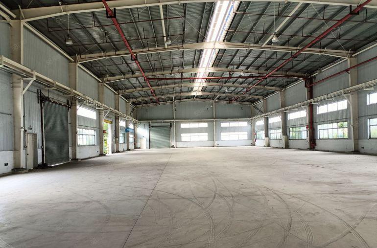 清溪靠近凤岗一楼5200平米特别适合物流仓库厂房低价出租
