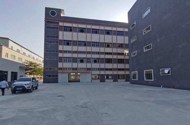 凤岗天堂围原房东独门独院7600平厂房出租空地大精装修