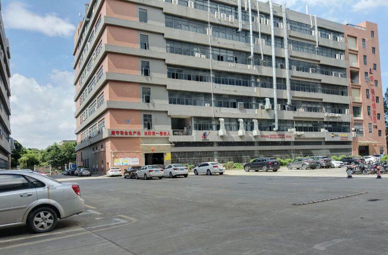 东莞原房东厂房楼上600平带装修办公室出租有地坪漆交通方便