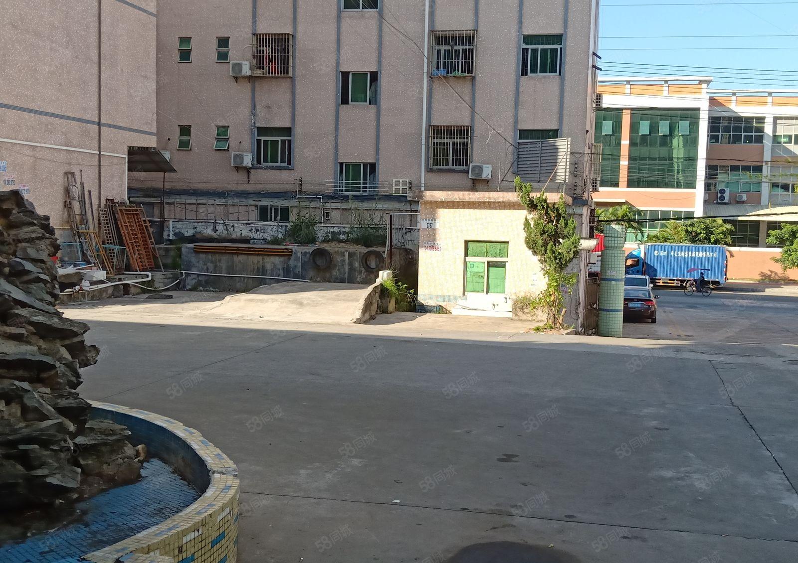 二楼整层1600平米带无尘车间精装修带电梯业主直租