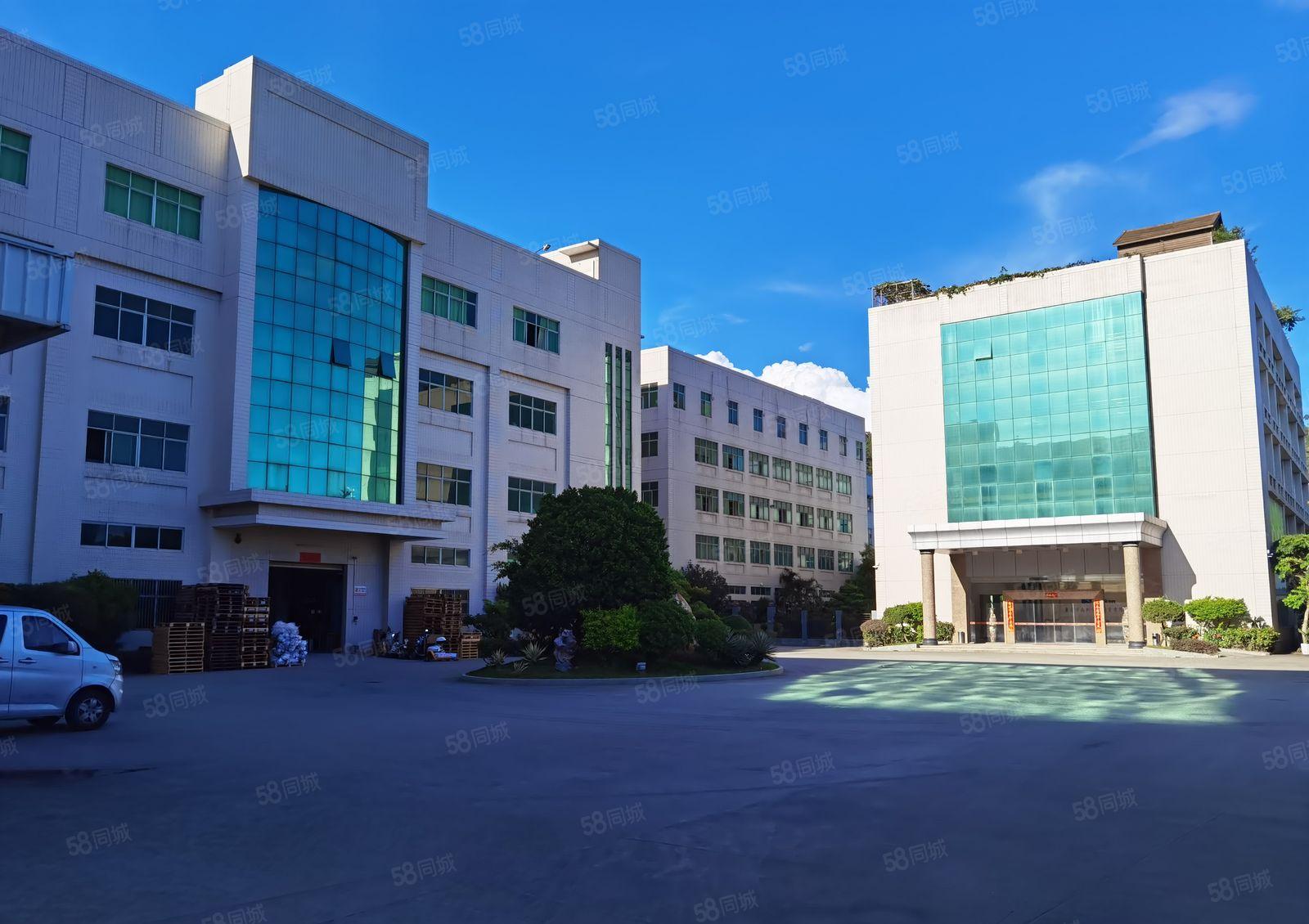 凤岗金凤凰大道边上独门独院花园式厂房九千平方出租（可分租）